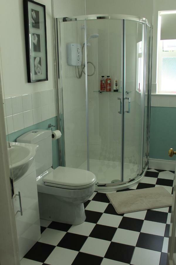 Bunlin Heights Self Catering Studio ميلفورد المظهر الخارجي الصورة